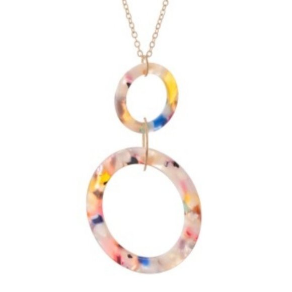 Long Resin Link Pendant Necklace - Picture 1 of 3